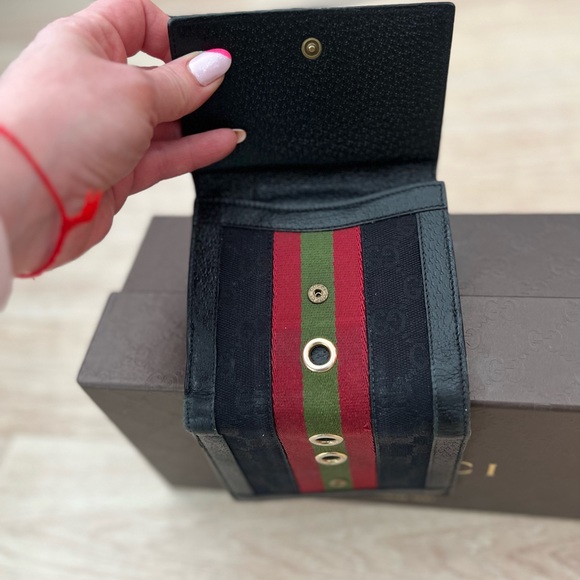 Gucci Vintage monogram withGG logo design Bi-fold wallet in excellent condition - Picture 4 of 10